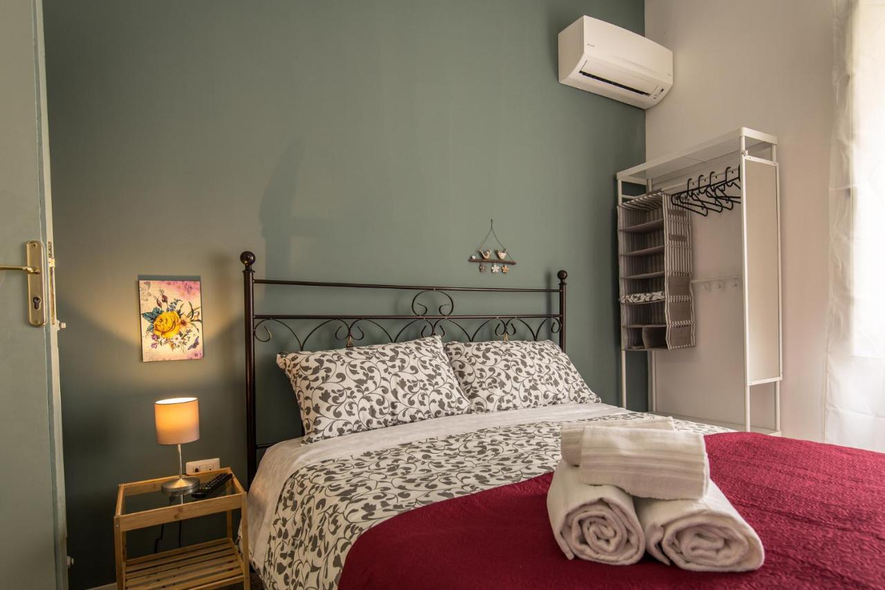 Il Giardino Di Vico Neve Bed & Breakfast Наполи Екстериор снимка