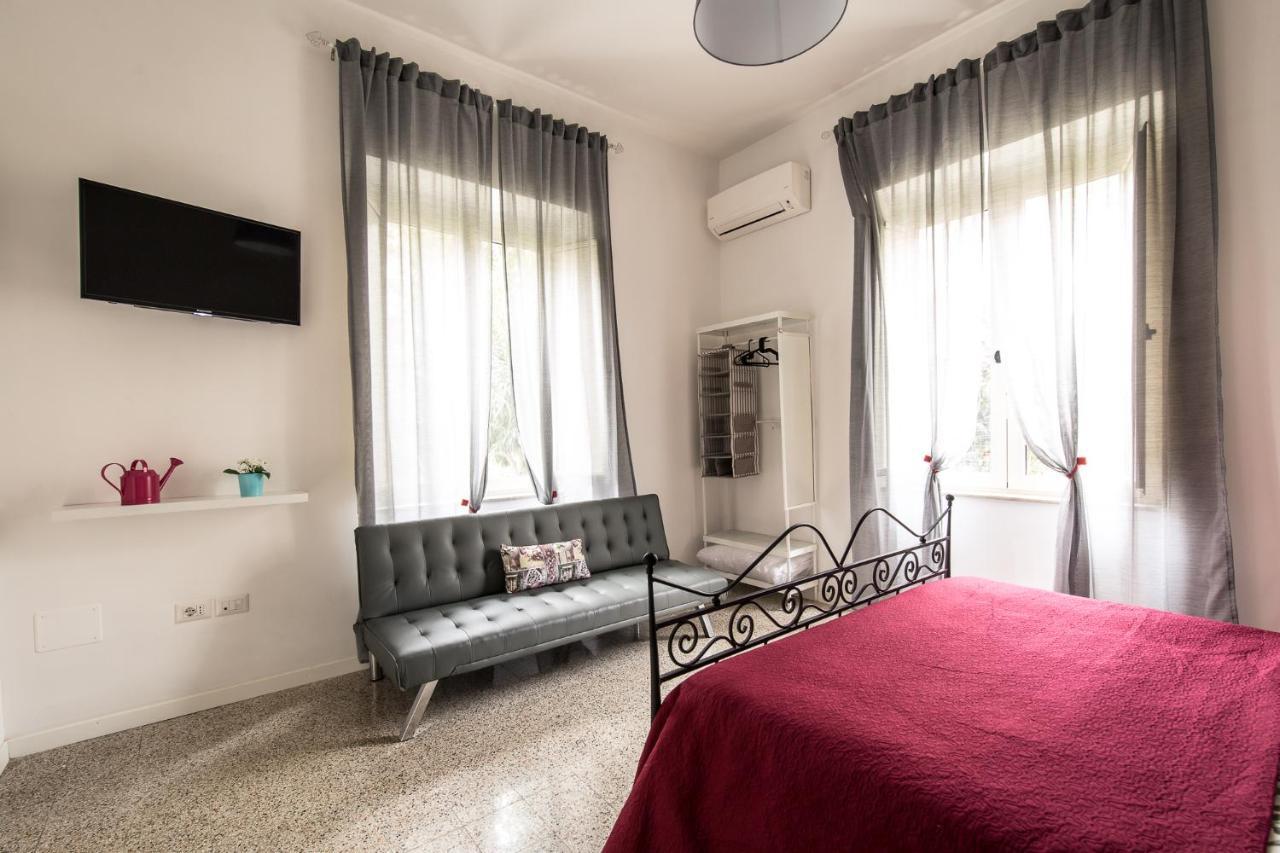 Il Giardino Di Vico Neve Bed & Breakfast Наполи Екстериор снимка