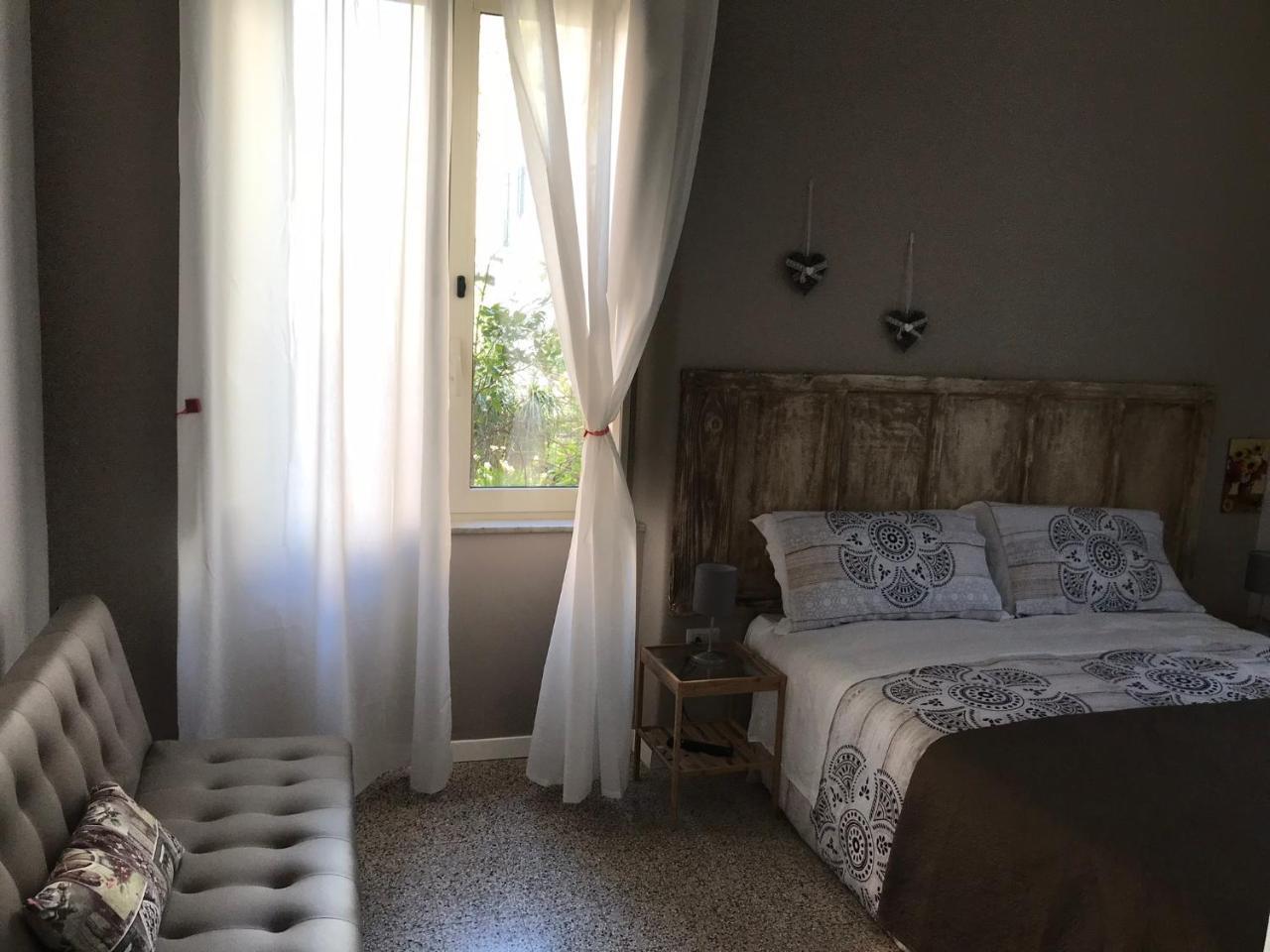 Il Giardino Di Vico Neve Bed & Breakfast Наполи Екстериор снимка